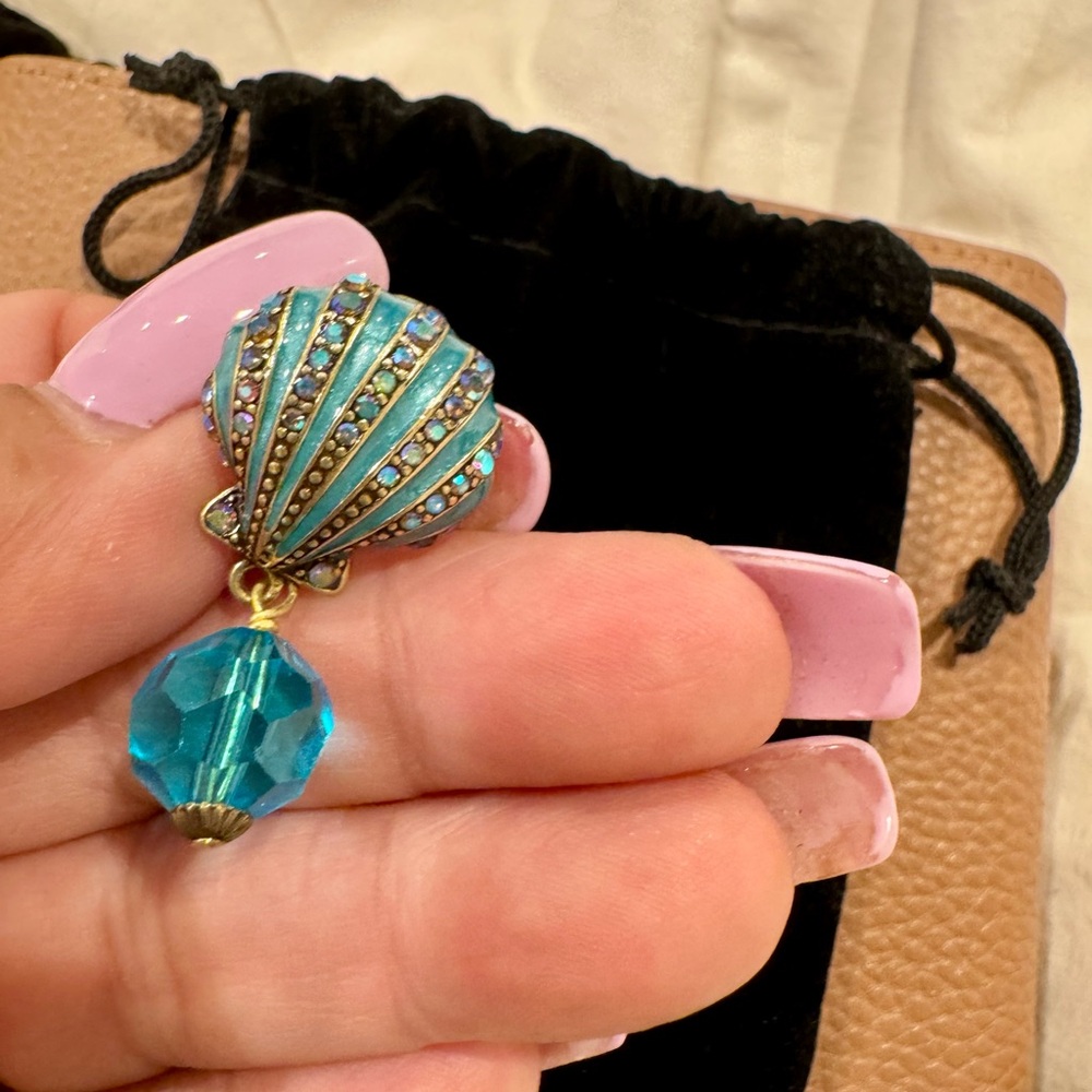 NWOT Heidi Daus Elegant Crystal and Enamel Blue Shell Omega Back Earrings - Picture 7 of 8